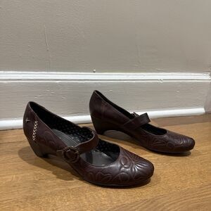 Pikolinos Women's Brown Mary Jane Strap Leather Buckle Heel Shoes Size 41
